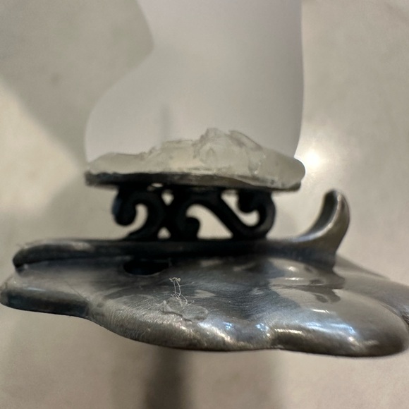 “Vintage Frosted Glass Skating Snowman Figurines – Set of 3, - Picture 16 of 16